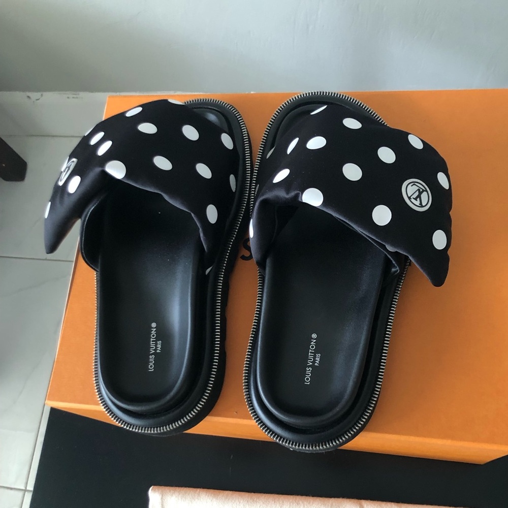 NWB Louis Vuitton Pool Pillow Comfort Mule - Picture 6 of 11